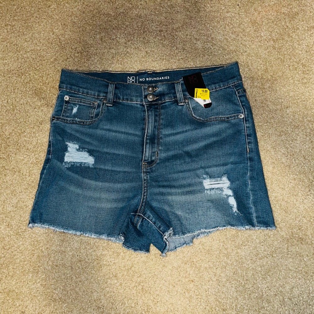 Size 13 no boundaries high waisted curvy denim shorts